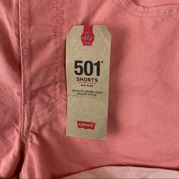 NEW Levi’s 501 Mid-Rise Cuffed Short Pink Size 29 - Picture 2 of 5